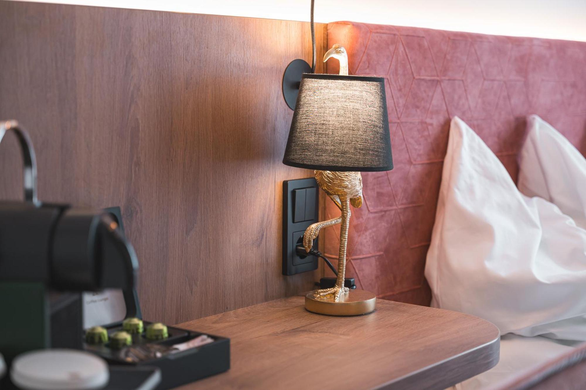 Jungle No5 Boutique Hotel - Stuttgart City-Center Eksteriør bilde